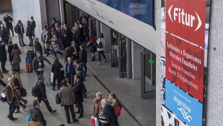 ep archivo   imagen de entrada a pabellon en fitur