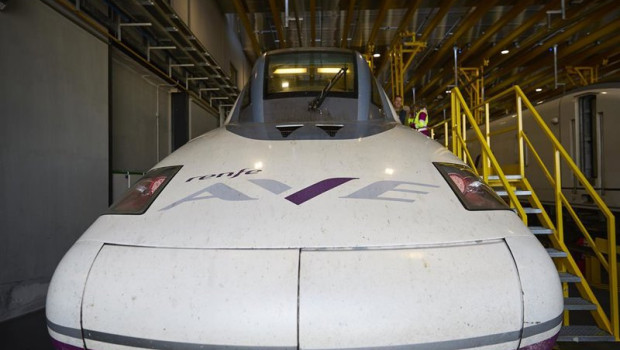 ep archivo jornada de puertas abiertas en el taller de alta velocidad de fuencarral ep archivo jornada de puertas abiertas en el taller de alta velocidad de fuencarral