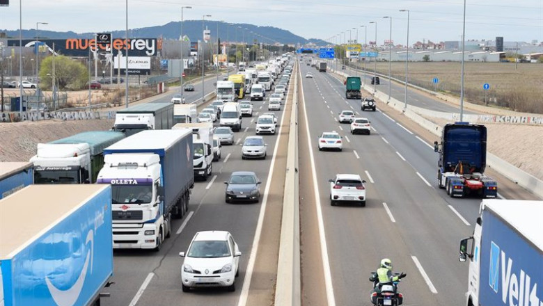 ep archivo trafico de vehiculos ep archivo trafico de vehiculos
