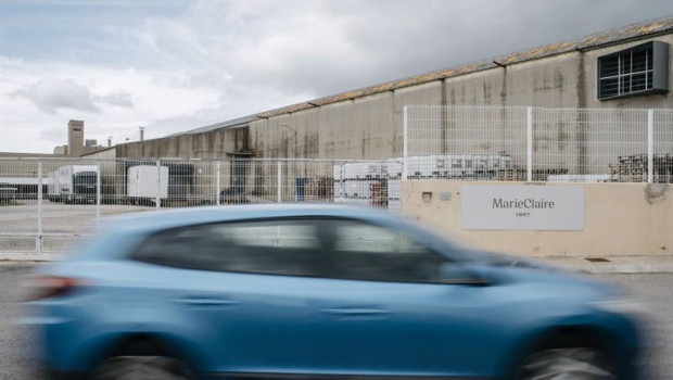 ep archivo un coche pasa por delante de la fabrica de marie claire en vilafranca a 8 de junio de ep archivo un coche pasa por delante de la fabrica de marie claire en vilafranca a 8 de junio de