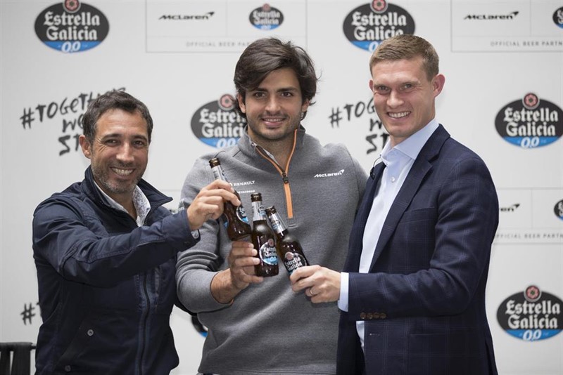ep carlos sainz en un acto de estrella galicia 00