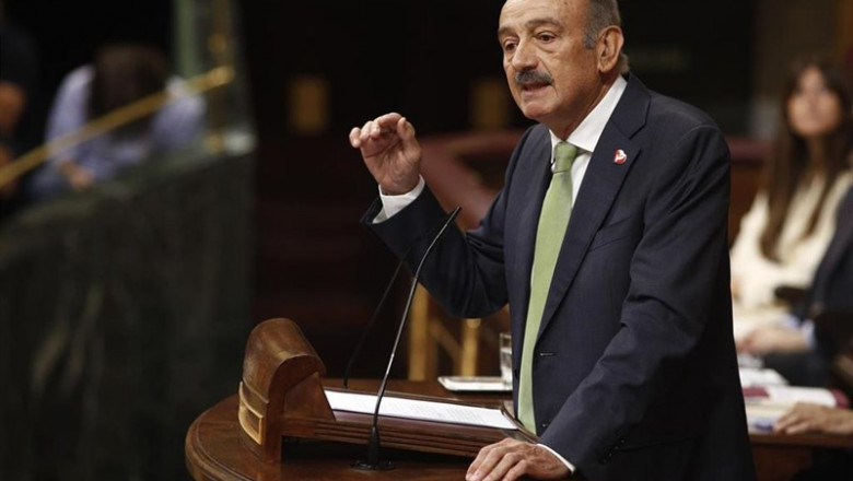 ep diputadopartido regionalista cantabro prc encongresolos diputados jose maria mazon intervienela segunda sesiondebateinvestiduracandidato socialistala presidenciagobierno