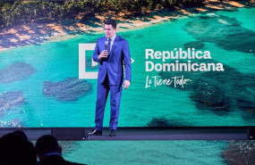ep el ministro de turismo de republica dominicana david collado