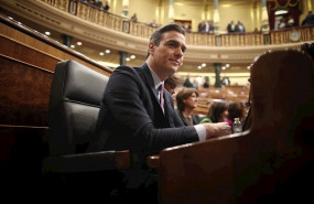 ep el presidente de gobierno en funciones y secretario general del psoe pedro sanchez sentado en su