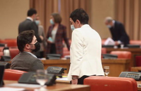 ep en primer termino los portavoces parlamentarios de erc y eh-bildu gabriel rufian y mertxe