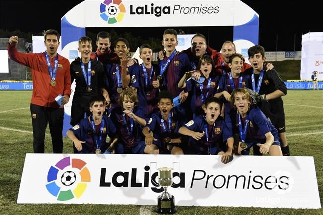 ep fc barcelona posacampeonlaliga promises