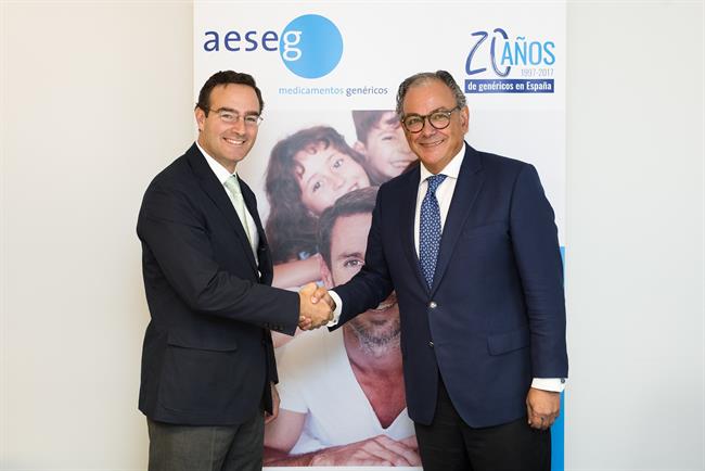 Izq a der. Luis de Palacio (FEFE) y Ángel Luis Rodríguez de la Cuerda (AESEG) | AESEG ep izqder luispalacio fefe y angel luis rodriguezla cuerda aeseg