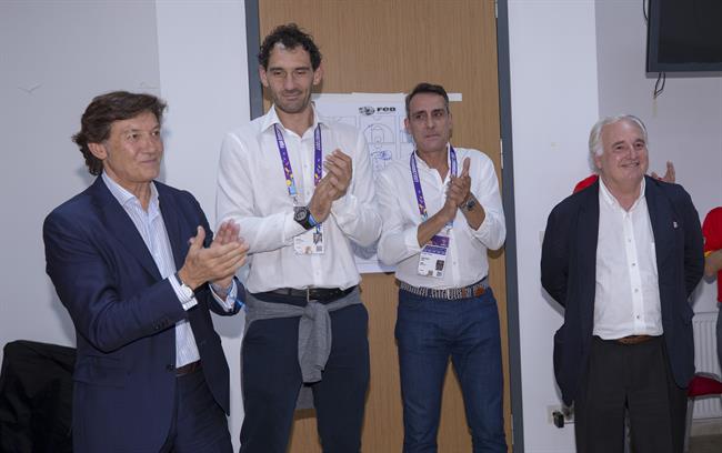 José Ramón Lete, con Jorge Garbajosa y José Montero en el Euobasket de 2017 | FIBA ep jose ramon lete con jorge garbajosajose monteroeuobasket2017