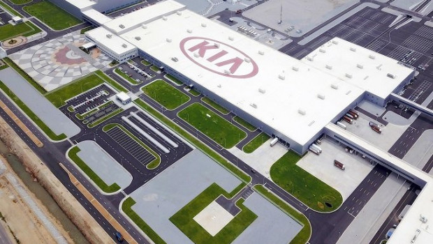 ep kia motors inaugura su nueva fabrica de 216 kilometros cuatrados en anantapur india tras una