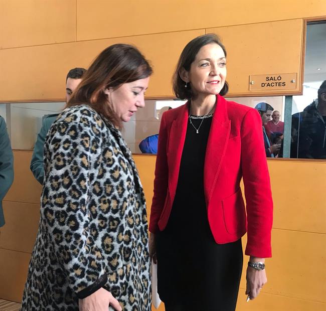 La ministra de Comercio, Industria y Turismo, Reyes Maroto, y Armengol | EUROPA PRESS ep la ministracomercio industriaturismo reyes maroto y armengol