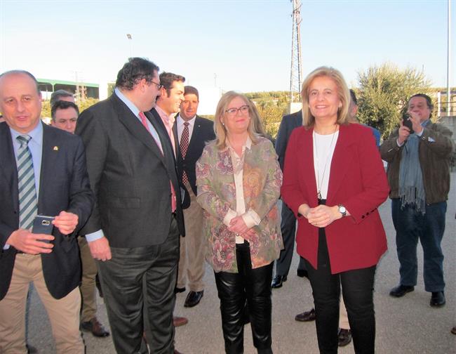 ep la ministraempleo fatima banez 1d visitacooperativaalcazar