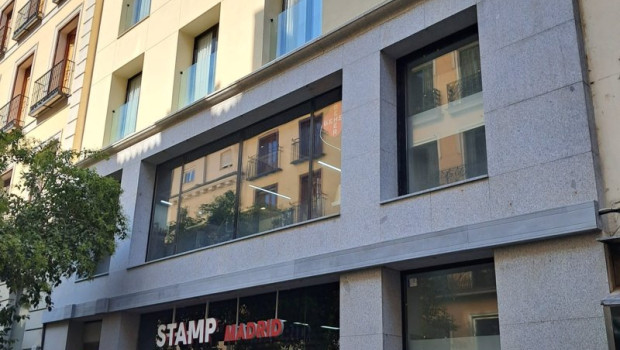 ep monthisa reposiciona y vende un edificio de uso retail y turistico en pleno centro de madrid