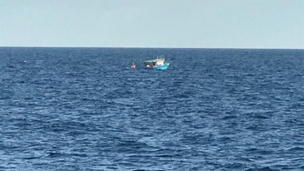 ep patera330 personas rescatadasla armadaopen armsmediterraneo