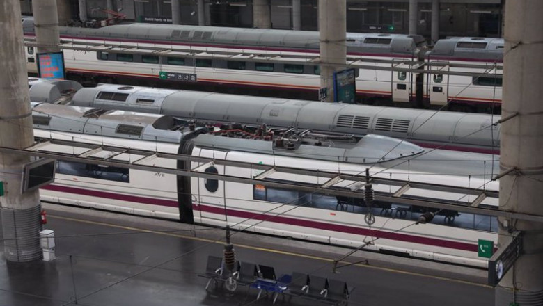 Varios trenes en andenes en la estación de Atocha | Marta Fernández Jara - Europa Press - Archivo ep varios trenes en andenes en la estacion de atocha