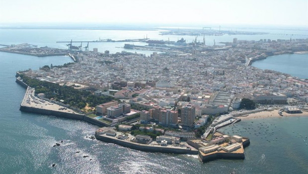 ep vista aerea de la ciudad de cadiz