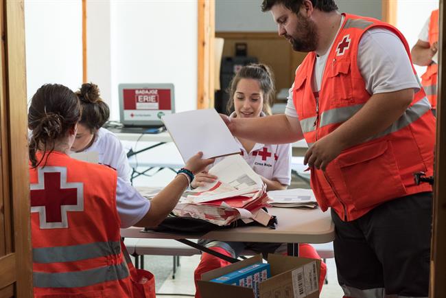 ep voluntarioscruz rojacentroacogidamigrantesmerida