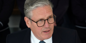 le premier ministre britannique keir starmer en visite dans les west midlands 20250715184138 
