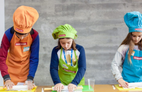 cook and play cook and play