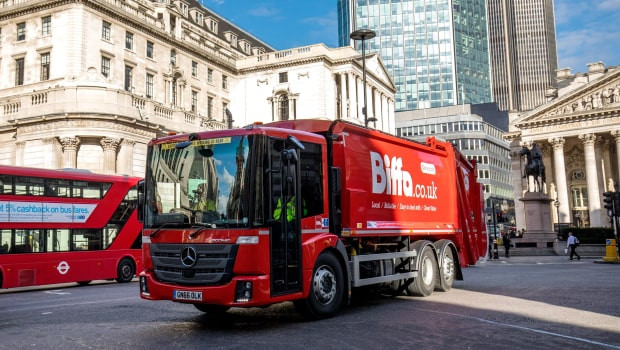 camion dl biffa gestion des déchets camion à ordures environnementale londres ftse 250 min