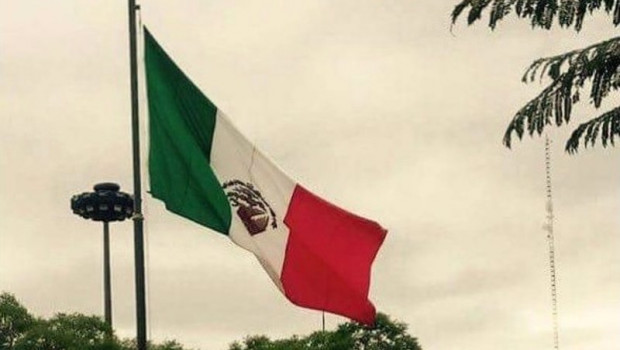 ep archivo   bandera de mexico