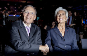 ep christine lagarde presidenta del bce y wolfgang schaeuble presidente del bundestag durante un