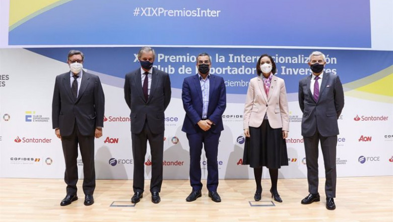 ep de izquierda a derecha antonio bonet presidente del club de exportadores josei manuel