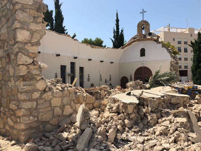 Derrumbe de la iglesia de la Coveta Fumà de El Campello | BOMBERS DE LA DIPUTACIÓ D'ALACANT ep derrumbela iglesiala coveta fum decampello