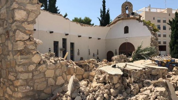 ep derrumbela iglesiala coveta fum decampello