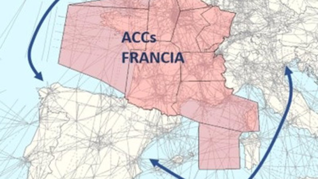ep enaire trabaja para minimizar el impacto de la huelga de control aereo en francia