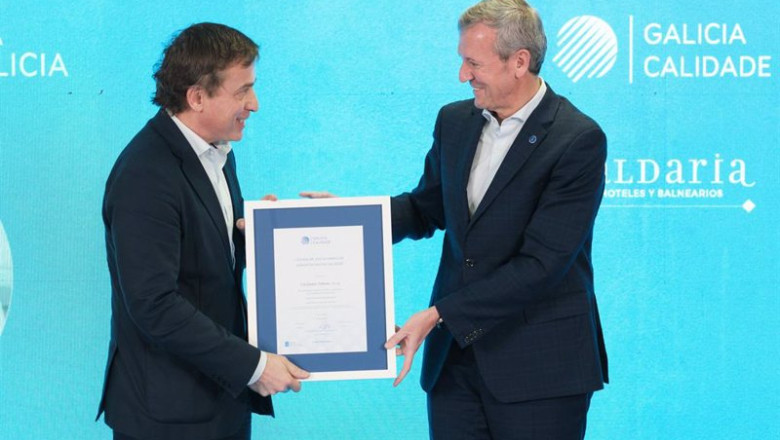 ep entrega do selo de certificacion de galicia calidade a marca caldaria ep entrega do selo de certificacion de galicia calidade a marca caldaria