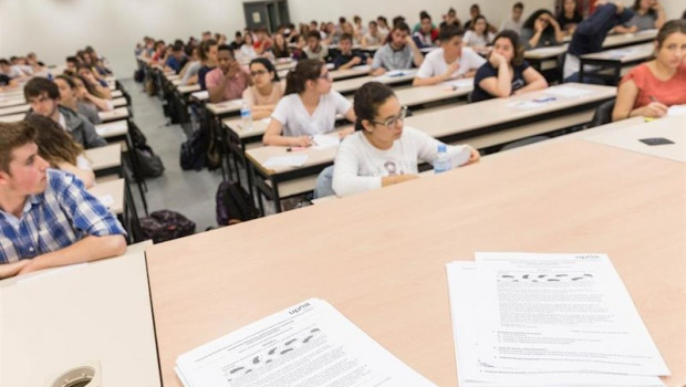 ep estudiantes en las pruebas de la selectividad en el campus de tudela de navarra