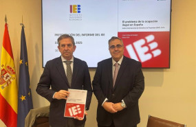 ep i d el presidente del instituto de estudios economicos inigo fernandez de mesa y su director