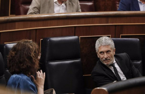 ep la ministra de hacienda maria jesus montero habla con el ministro del interior fernando