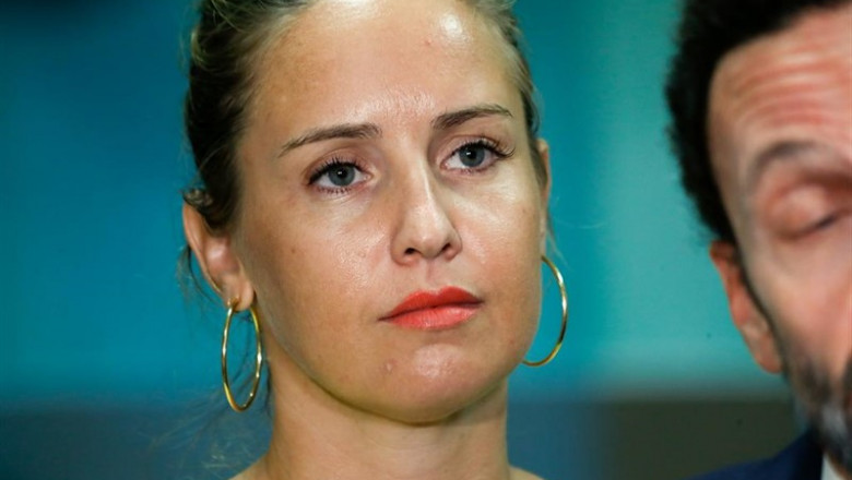 La portavoz adjunta de Ciudadanos, Melisa Rodríguez en el Congreso de los Diputados tras registrar dos proposiciones de Ley: de lucha contra la multirreincidencia en la criminalidad; y de garantías para la seguridad y convivencia ciudadanas frente a la oc | Óscar J.Barroso - Europa Press ep la portavoz adjunta de ciudadanos melisa rodriguez en el congreso de los diputados tras registrar