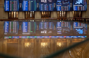 ep paneles del ibex 35 en el palacio de la bolsa en madrid espana 20240204120104 ep paneles del ibex 35 en el palacio de la bolsa en madrid espana 20240204120104