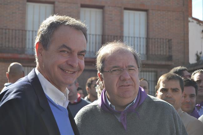 Valladolid. Herrera y Zapatero en el Día de la Comunidad de Castilla y León | EUROPA PRESS ep valladolid herrerazapaterodiala comunidadcastillaleon