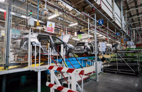 ep varios vehiculos en la sede de stellantis a 16 de septiembre de 2021 en vigo pontevedra galicia