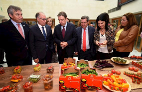 ep visita del ministro de agricultura en funciones luis planas con el presidente de la diputacion