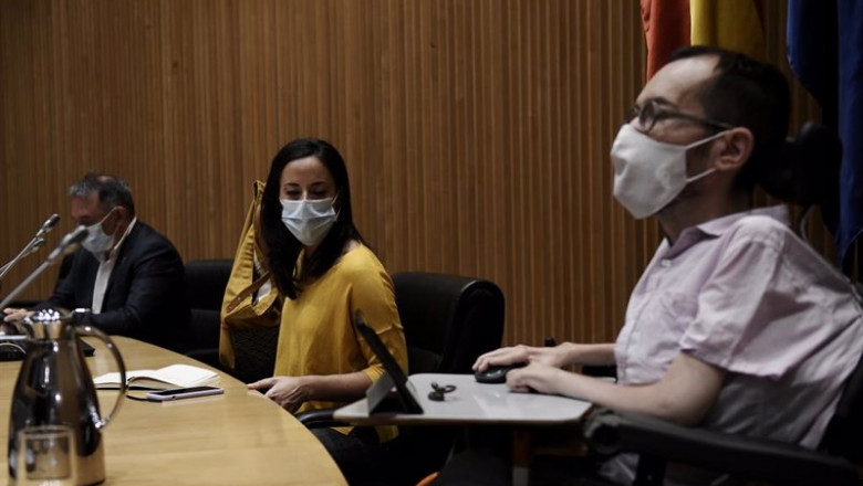 ep archivo la diputada de unidas podemos isa franco y el portavoz de unidas podemos en el congreso ep archivo la diputada de unidas podemos isa franco y el portavoz de unidas podemos en el congreso