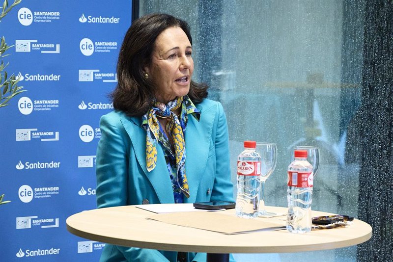 Botín reitera que el negocio británico de Banco Santander no está en venta