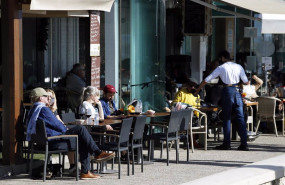 ep archivo   malaguenos turistas y visitantes llenan las calles de malaga