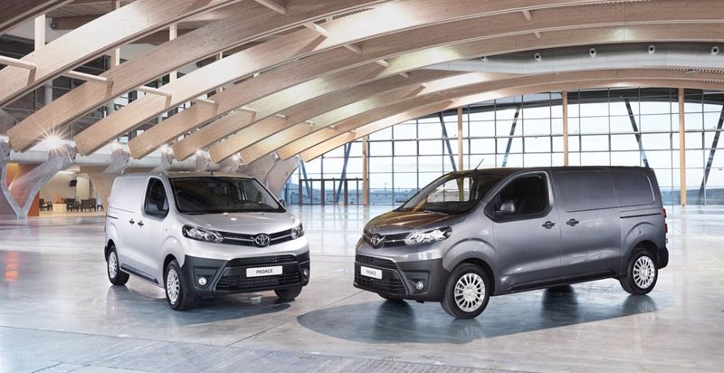 ep archivo   toyota espana lanza la gama 2022 de proace y proace electric