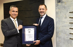 ep entrega del certificado a adif por parte de aenor
