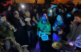 ep foto de un concierto de los manifestantes en girona a la altura de salt convocados por tsunami