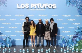 ep fotosequipodoblajelos pitufos