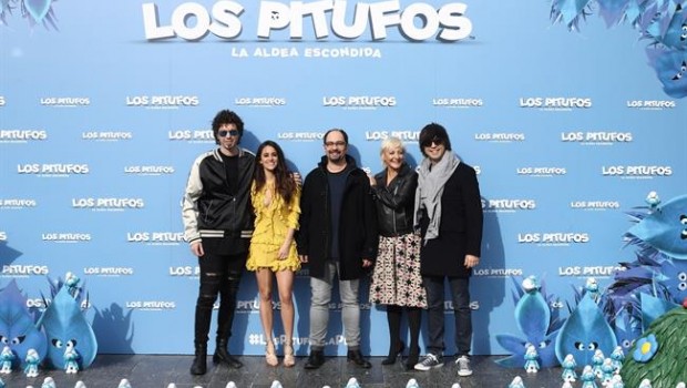 ep fotosequipodoblajelos pitufos