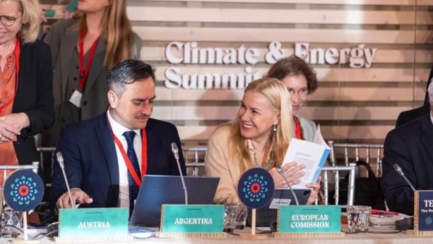 ep la comisaria de energia de la ue kadri simson durante su intervencion en la cumbre de energia y