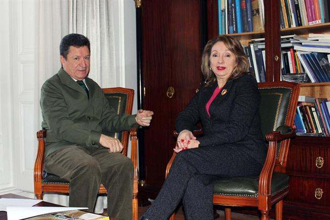 La ministra de Turismo de Ecuador con el embajador de Ecuador en España | MINISTERIO DE TURISMO DE ECUADOR ep la ministraturismoecuadorembajadorecuadorespana