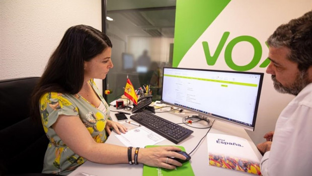 ep la seceratria generalgrupo parlamentario vox macarena olona realizatransferenciajuzgadolas donacionescubrirmultajoven borja