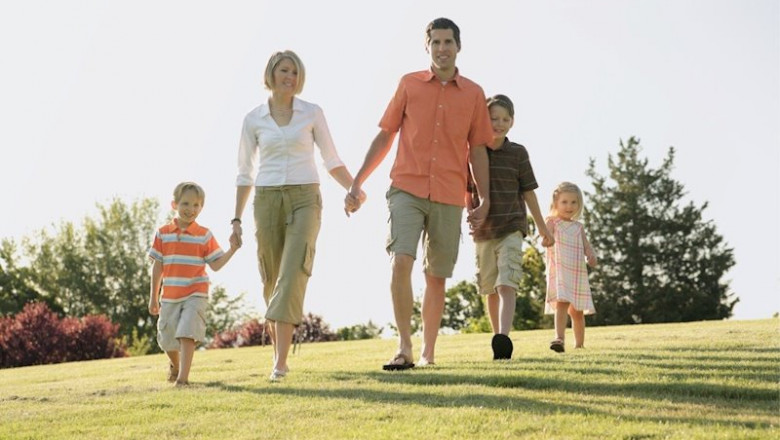 Las familias numerosas reclaman un mayor apoyo a nivel laboral. | ISTOCK - Archivo ep las familias numerosas reclaman un mayor apoyo a nivel laboral